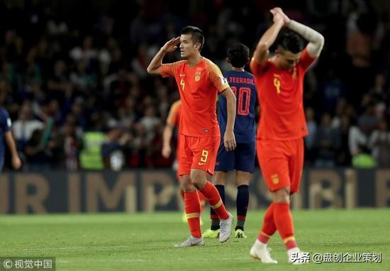 国足泰国锐评,国足泰国对新加坡