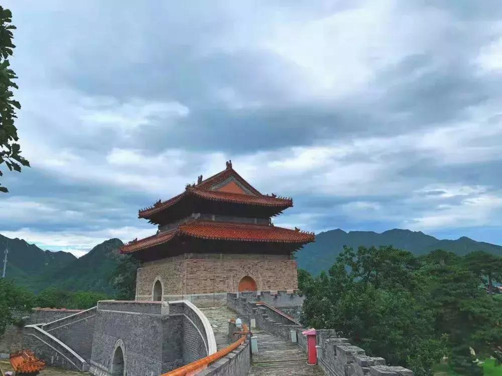 明十三陵康陵历史厚重感,探访明十三陵未开放的陵墓