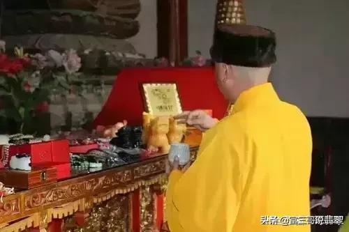 水晶需要消磁是什么意思,水晶要消磁是真的假的