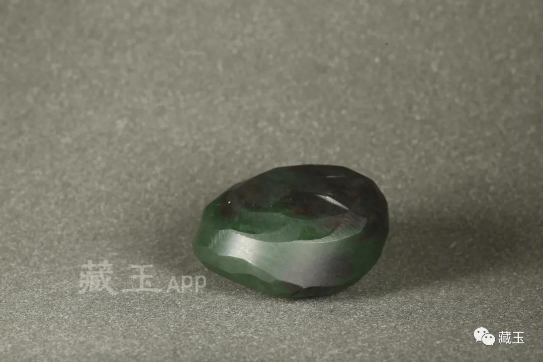 疯狂涨价岫岩玉石,疯狂的翡翠行情