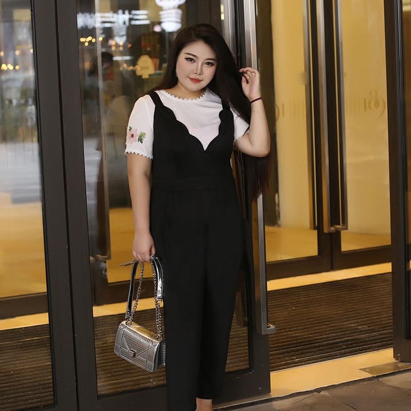 又矮又胖适合穿紧身裤吗,胖身材紧身裤怎么搭配显瘦