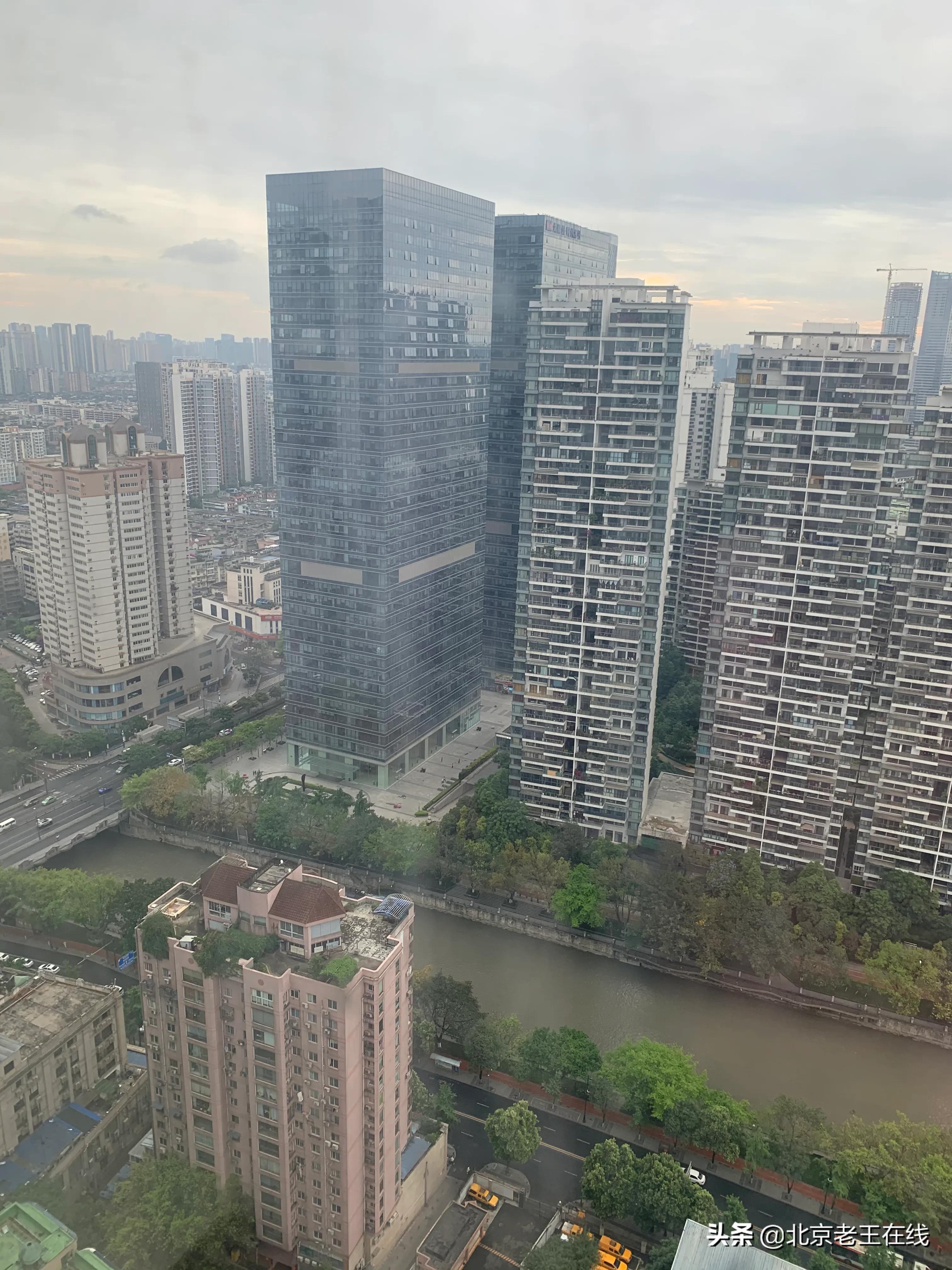 川渝8日出游,成都旅游如何选择民宿更安全