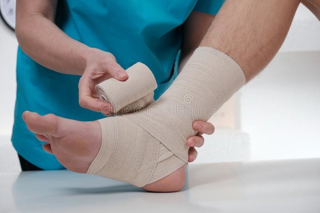 nba球员脚踝扭伤都用什么药,欧文对阵开拓者脚踝扭伤