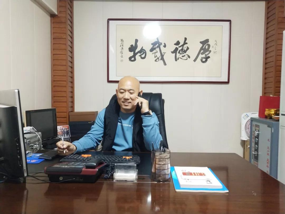 山西闻喜潇洒鞋业,闻喜潇洒鞋业直播大号