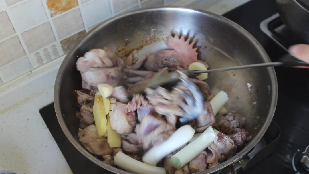 简单的红烧鸡块怎么做视频,红烧鸡块家常做法不放蚝油
