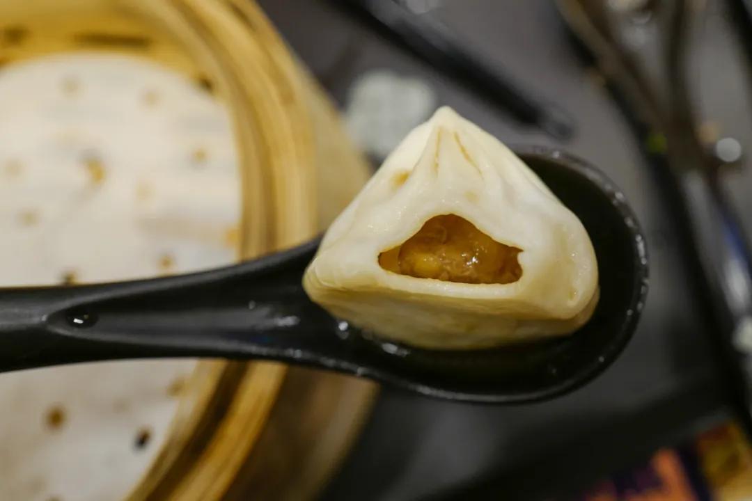 附近步行街美食推荐3-4人餐,人均30就能在江边尽享美食