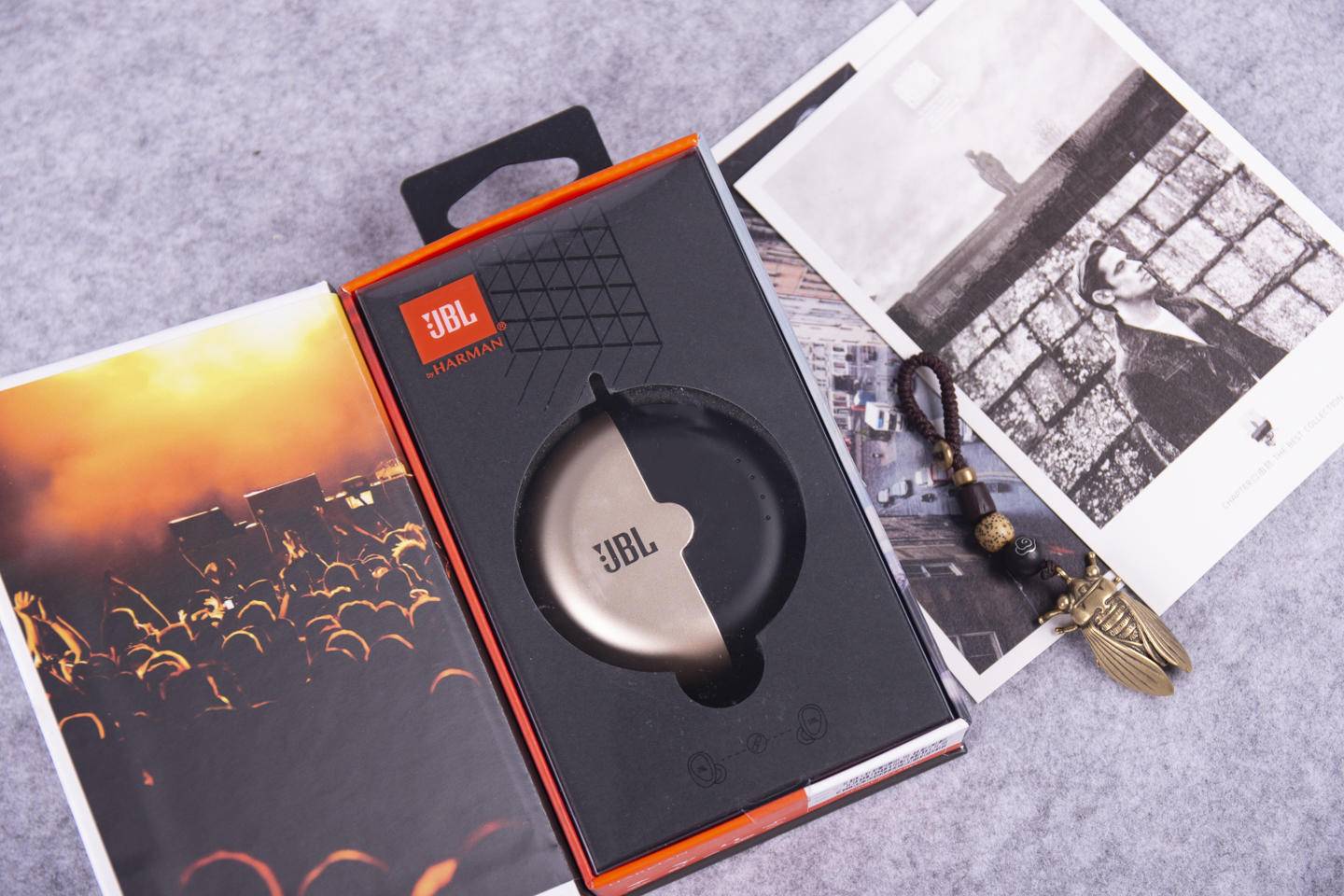 799元可以买到啥jbl防水无线耳机,jbl透明蓝牙耳机测评