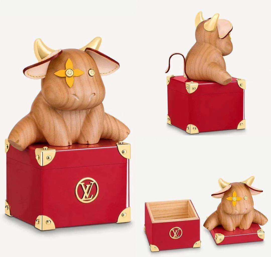 burberry兔年新款,burberry2019早春款