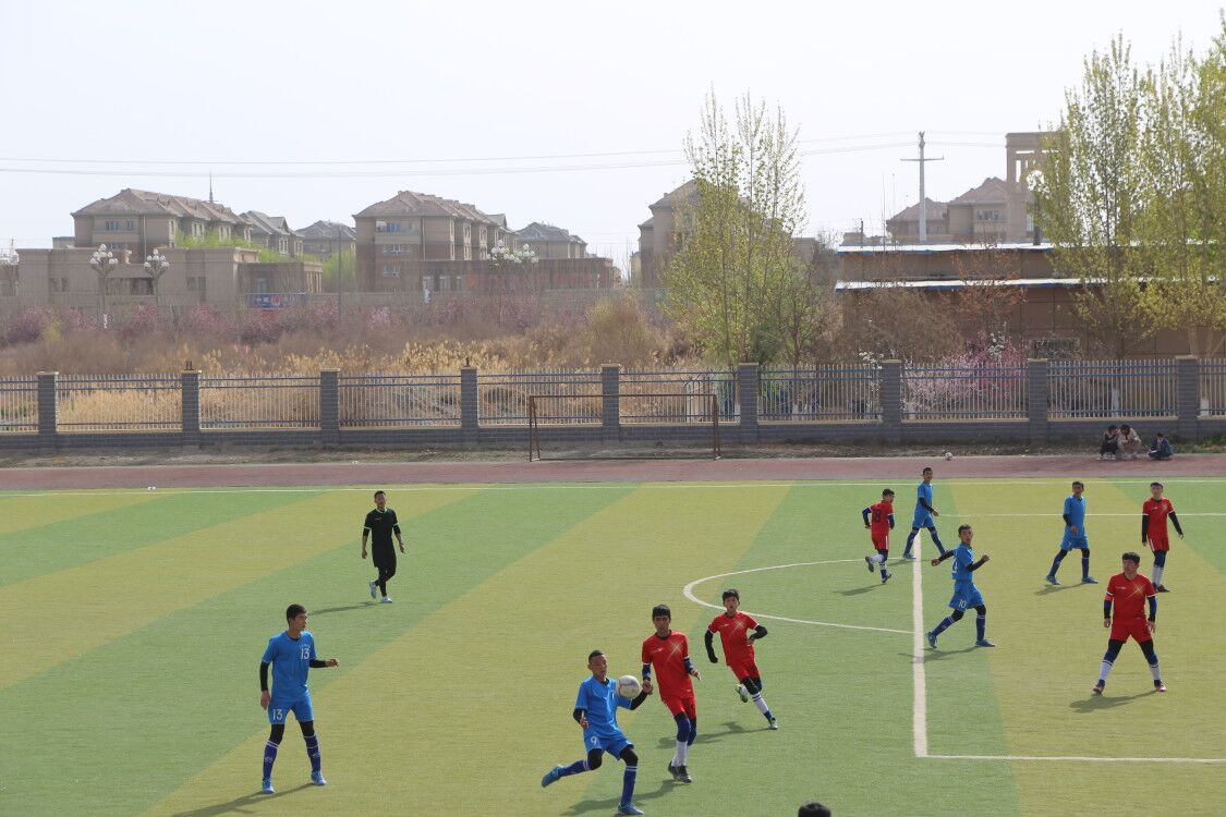 一师阿拉尔市2021年“满天星”校园足球赛职校连连获佳绩