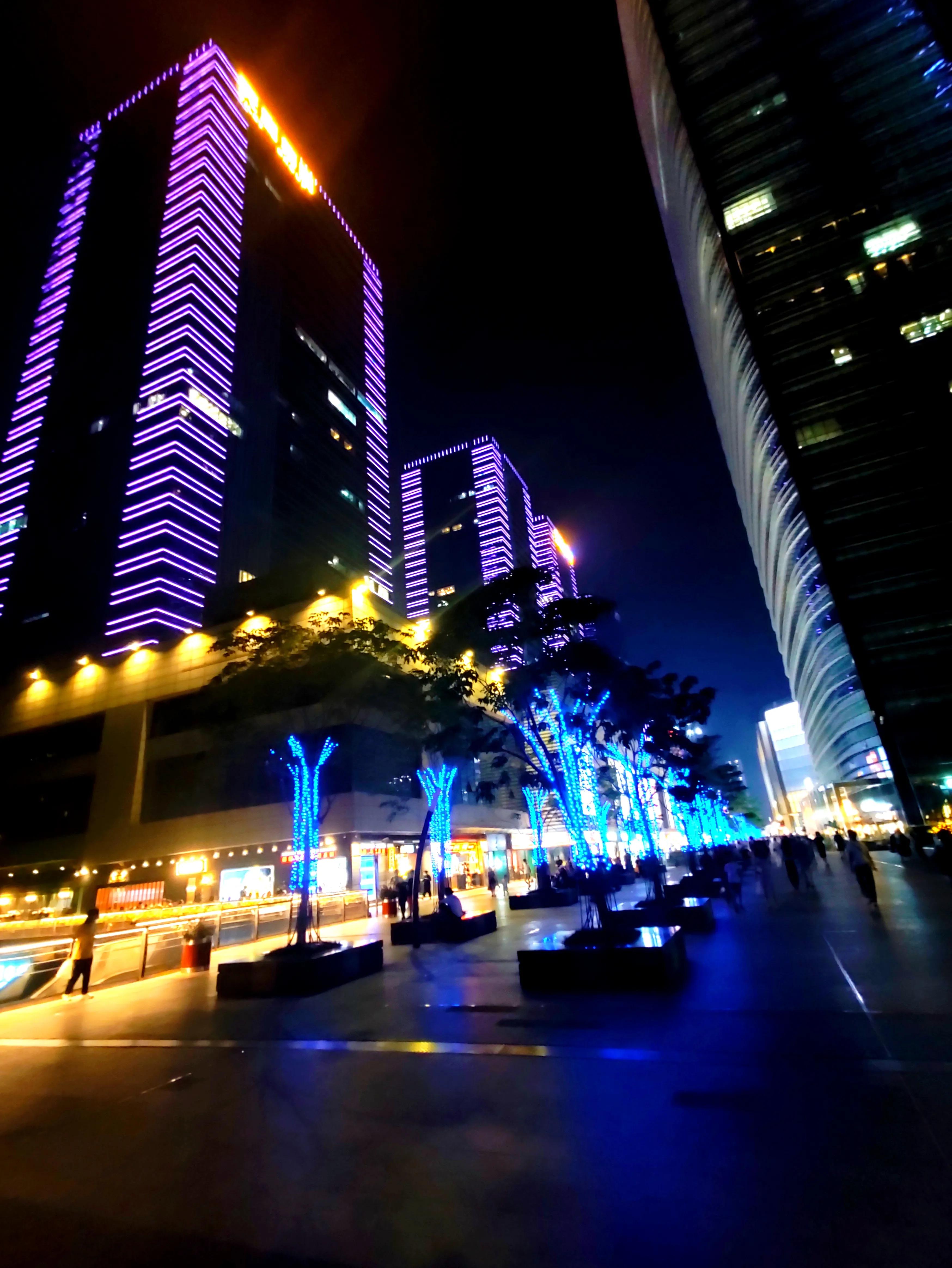 海岸城西座步行街夜景手拍纪实,20210508