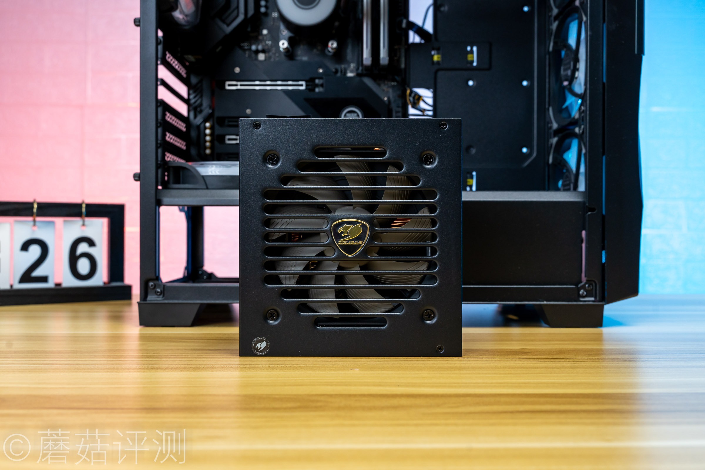 骨伽gex750w金牌全模组,骨伽gex650电源和安钛克哪个好