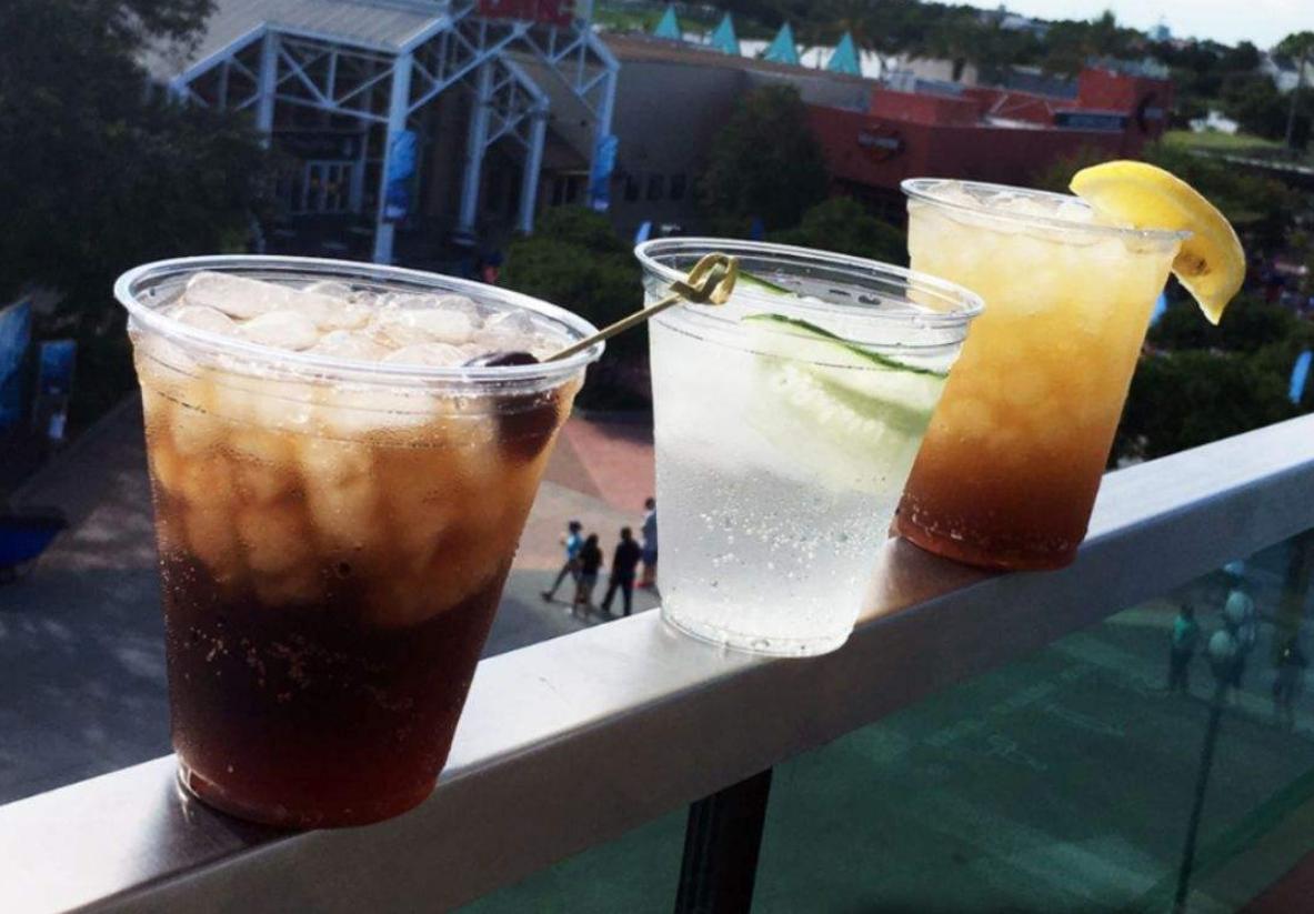 4岁女孩下巴成了“马蜂窝”，5毛一包的垃圾食品，你还给娃买吗？