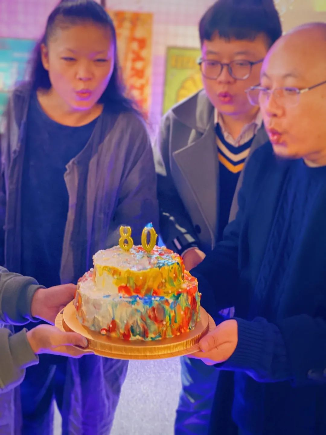 庆川美80周年!美酒、蛋糕,咖啡桌前的艺术聚会