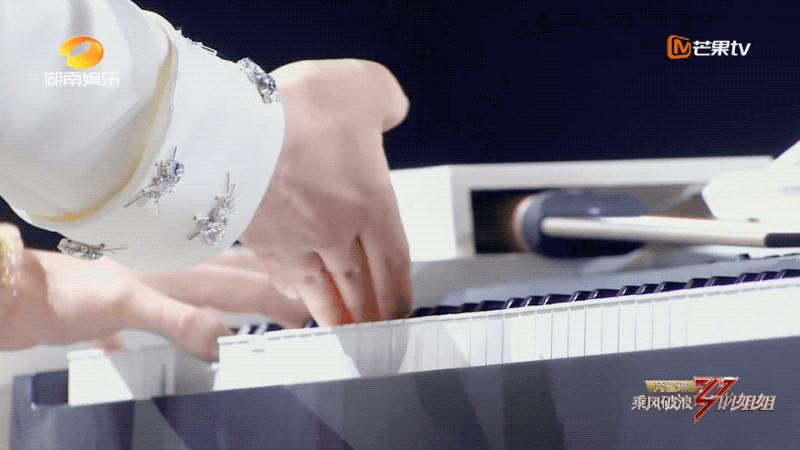 蓝盈莹张含韵张雨绮,张含韵蓝盈莹同框