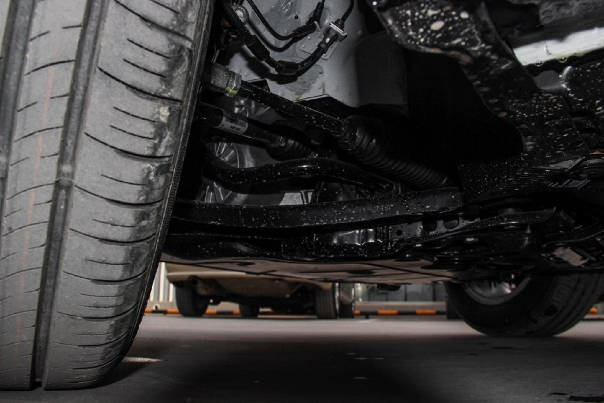 凌渡2023款噪音大怎么回事,凌渡后轮吃胎的解决方法