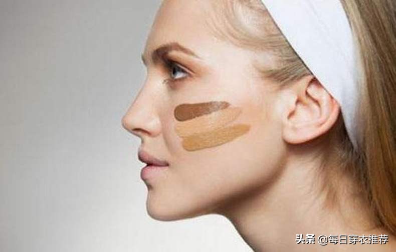 正确涂bb霜的方法,擦bb霜的海绵用打湿吗