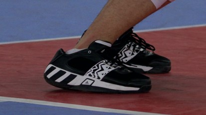 阿里纳斯1代简版复刻,阿迪2开头的实战篮球鞋