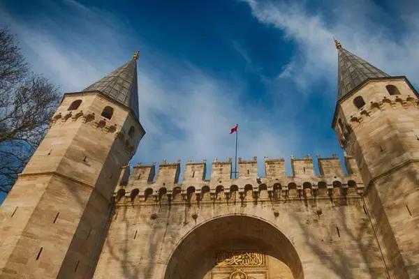 世界著名宫殿是哪几个,世界十大宫殿建筑排名