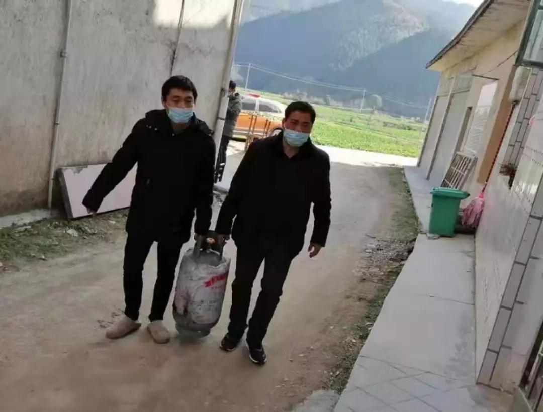 “六级隔断”后的平江乡镇这样做，群众反响好