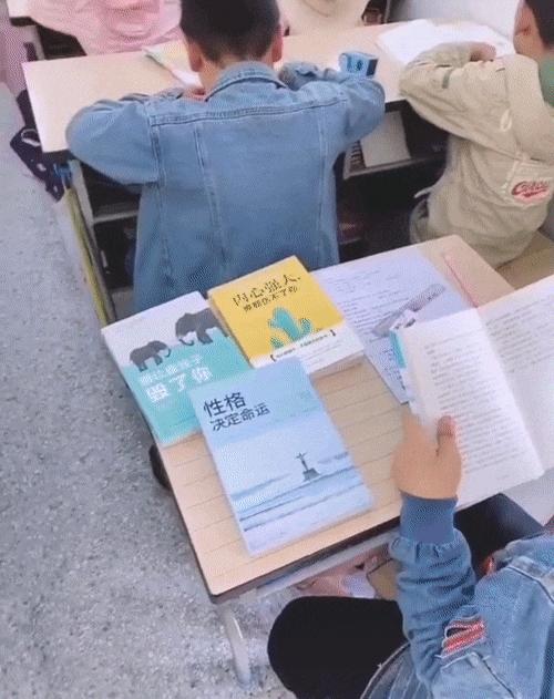 捡到了u盘里面会有什么,捡到一个u盘还好没有用