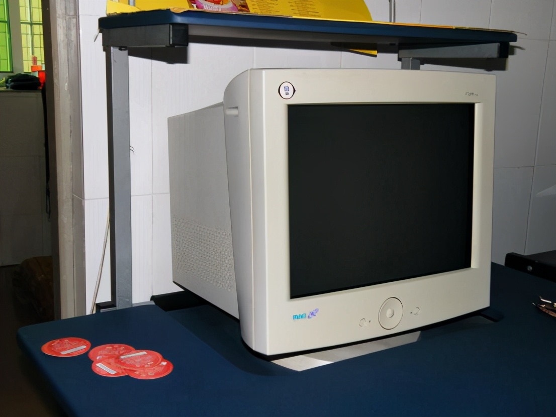 游戏显示器刷新率多少比较好,玩游戏配多少刷新率的显示器