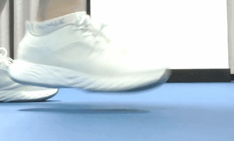 走路轻软跑步双弹颜值时尚，OneMix逍遥游休闲跑鞋实测