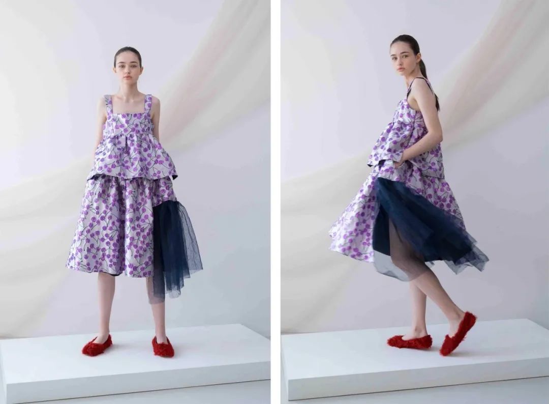 淡黄的长裙蓬松的头发现实穿搭,淡黄的长裙蓬松的头发视频穿搭