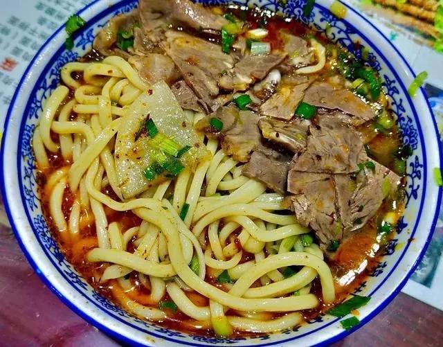 那些惊艳了外地人的甘肃美食,来到甘肃不可错过的地方美食