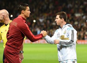 篮球迷第1次看足球,你好篮球迷英语