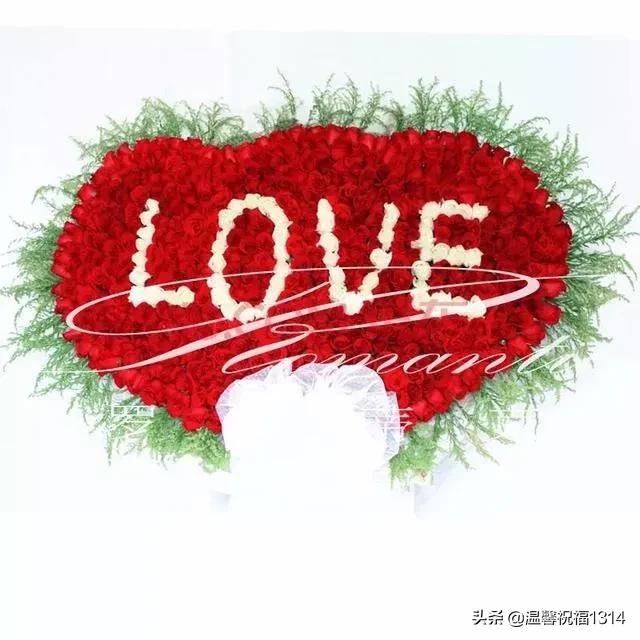 520祝福语送给刚认识的女朋友,520对女朋友的情话祝福语30字