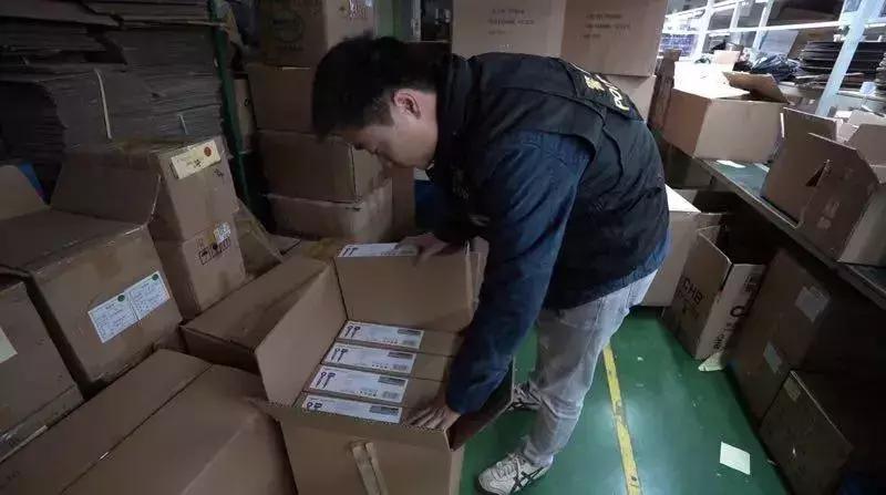 目前最火的网红吹风机,戴森吹风机网红价格