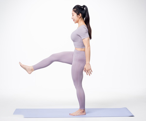 产后瘦小腹瑜伽动作,拯救产后松垮小腹瑜伽