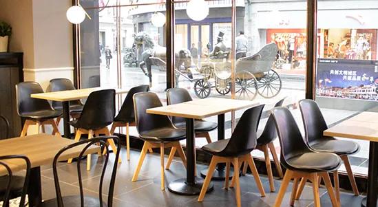 晚餐时间到!餐厅运营、清洁、设计和设计,一站式搞定