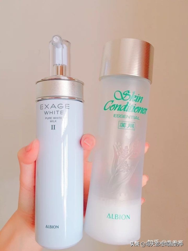 油皮肤毛孔粗大适合的水乳推荐,皮肤黑黄毛孔大没有光泽水乳推荐