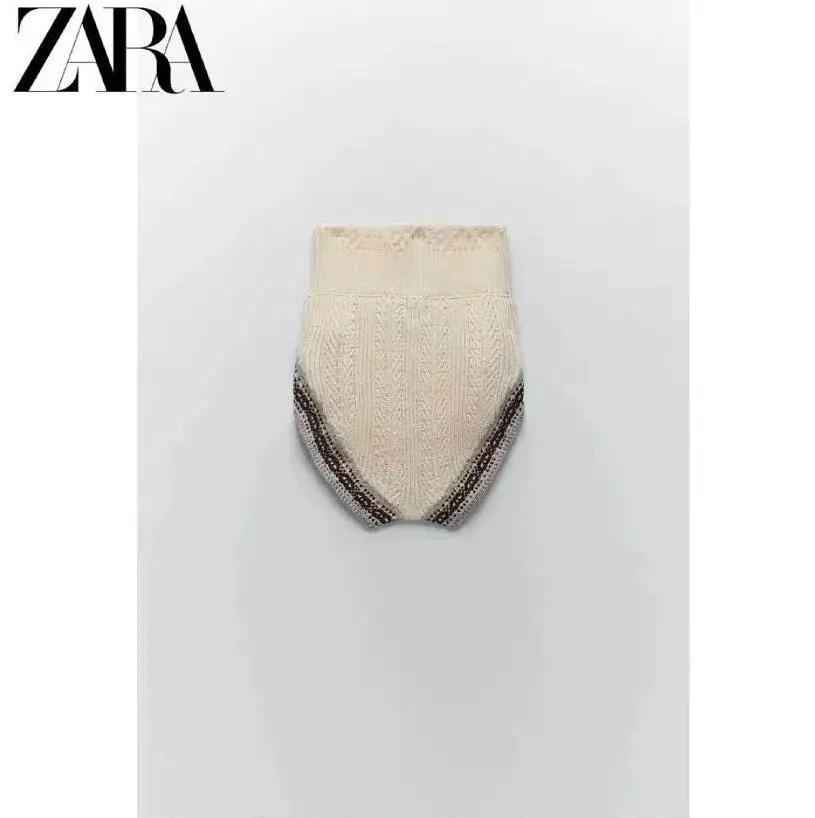 毛线裤要打洞洞,毛线裤内穿