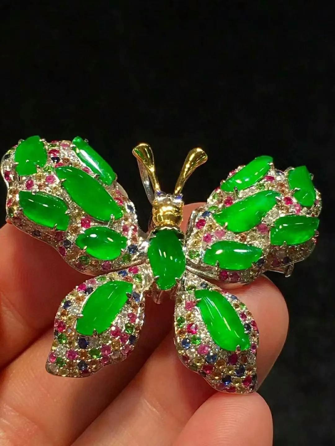 去缅甸买翡翠原石比国内便宜吗,缅甸翡翠手镯哪里买比较便宜