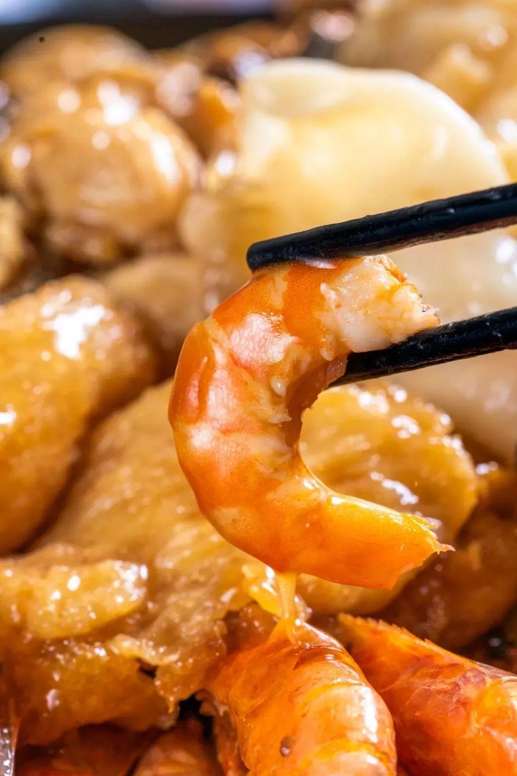 4000m²「平价海鲜」，还藏了个老广早茶，鸡煲、羊肉、虾蟹