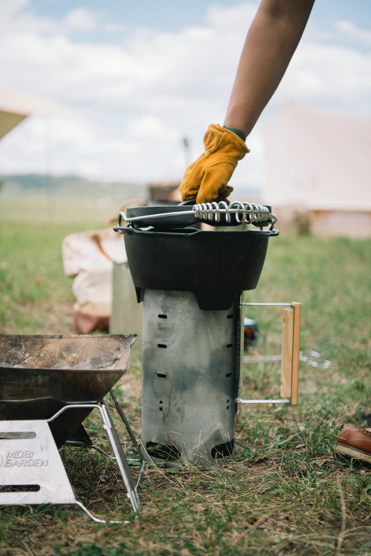 拥有这21件高颜值户外装备,让我们的草原野餐会像家里般优雅