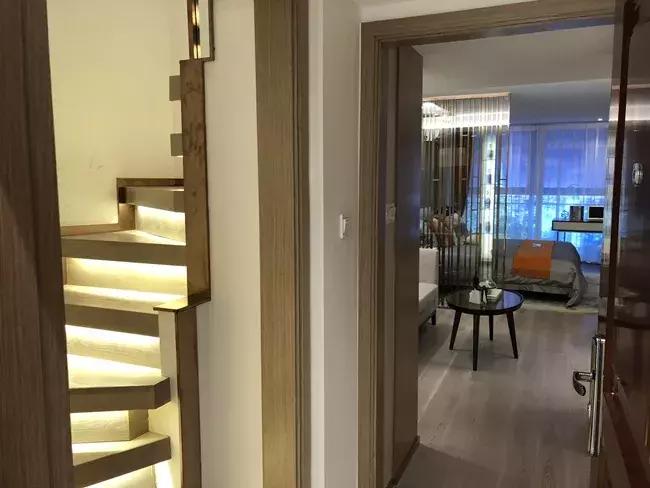 守着地铁口卖什么好卖,三四线城市的公寓为啥不好卖