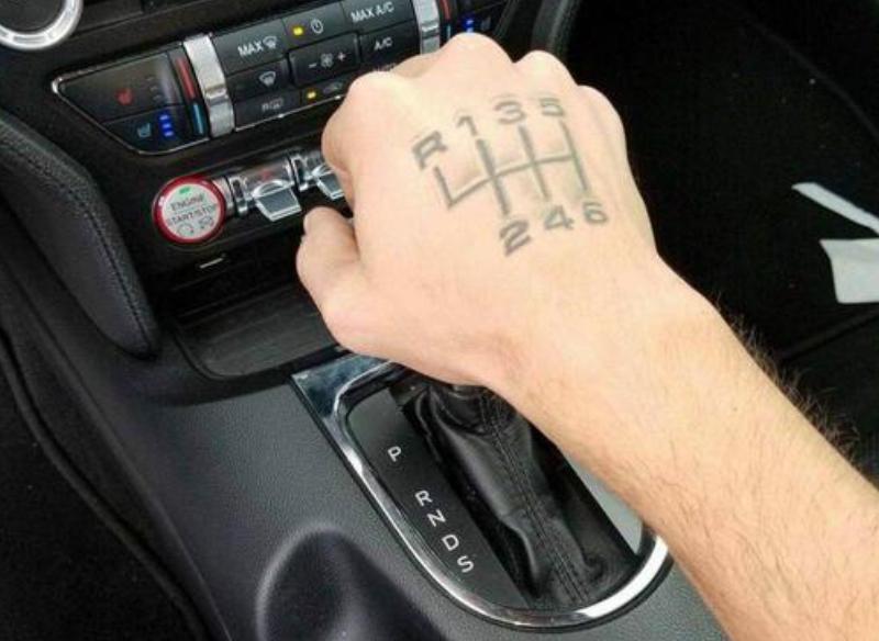 自动挡车比手动的贵吗,自动挡车和自动挡区别