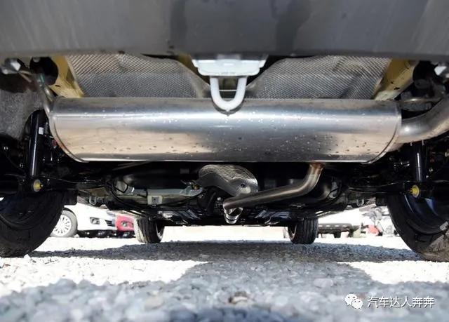 铃木玛驰2018款,日产玛驰和本田飞度哪个好