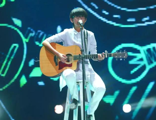 开出租、做微商？最落魄的一届“快乐女声”让人扼腕叹息