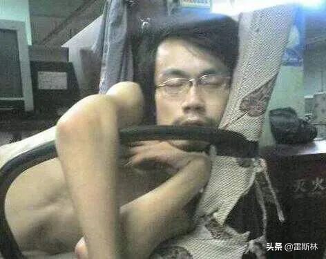 中国网吧vs印度网吧,中国网吧网速快吗