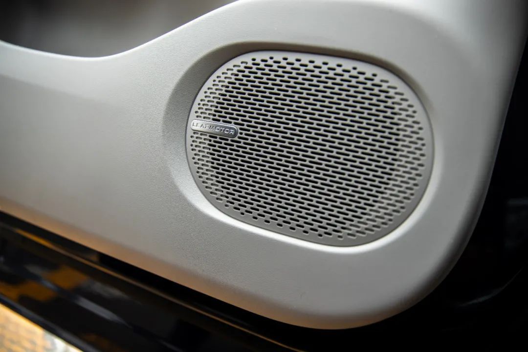 零跑c11纯电版深度试驾,零跑c11汽车试驾视频