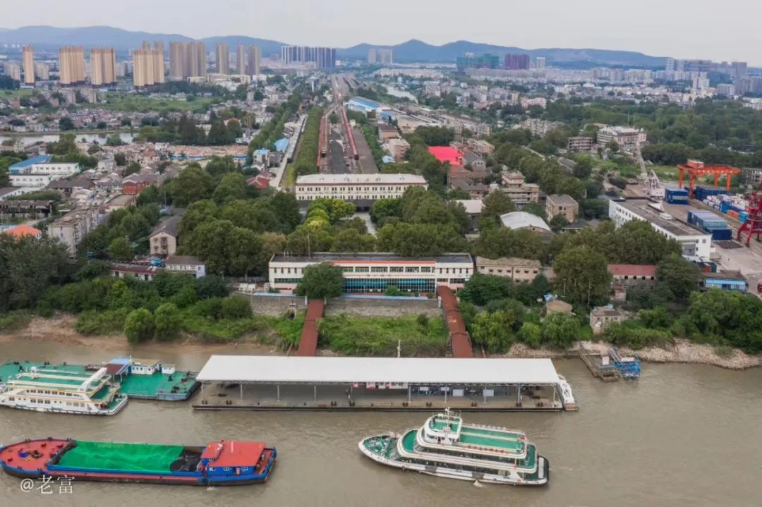 最美城市滨江生态岸线,江滩风景太美了