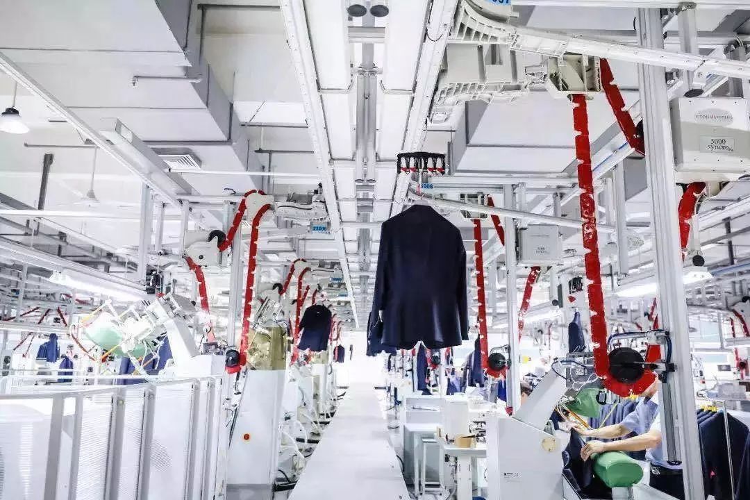 雅戈尔服装业务现状,雅戈尔服饰历年营业额