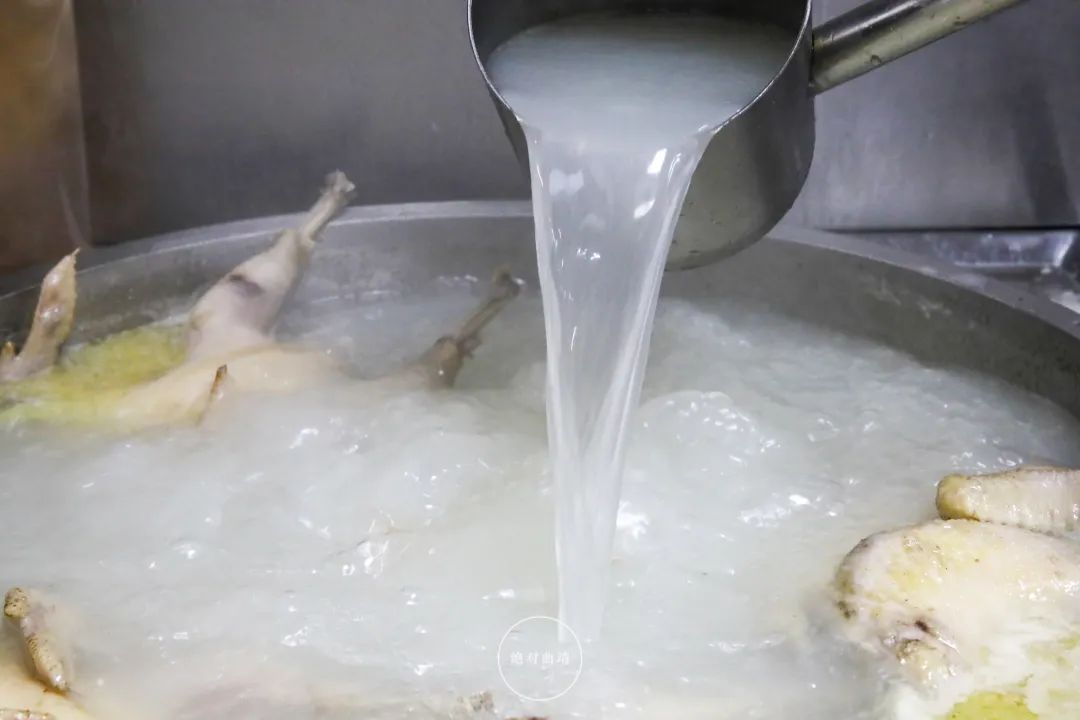 曲靖过桥米线所有门店,曲靖米线多少钱一碗