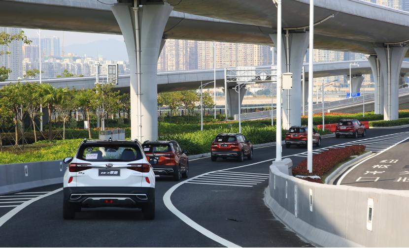 试驾起亚kx3傲跑,起亚kx31.6t傲跑试驾