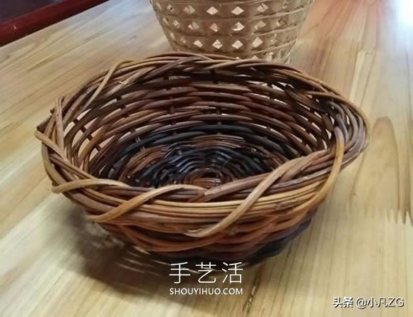 藤编收纳筐的编织方法,藤编收纳筐diy图解