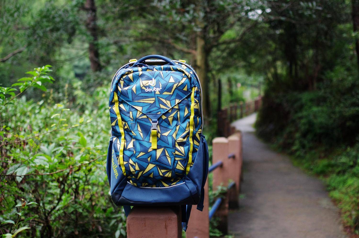 澶氱壒鎶よ剨涔﹀寘娴嬭瘎 (寰峰浗scout鍎跨鎶よ剨涔﹀寘)